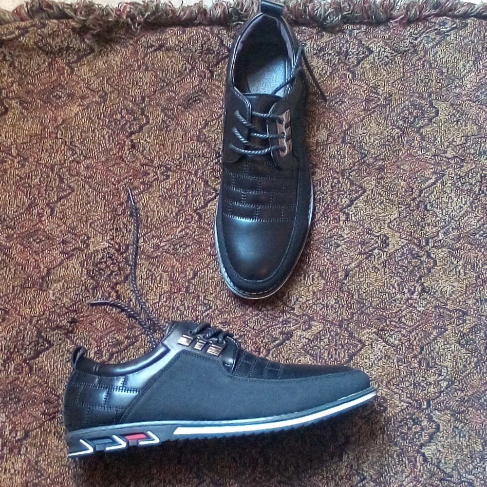 Men's dress shoe